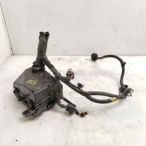 CAJA RELES / FUSIBLES 122736