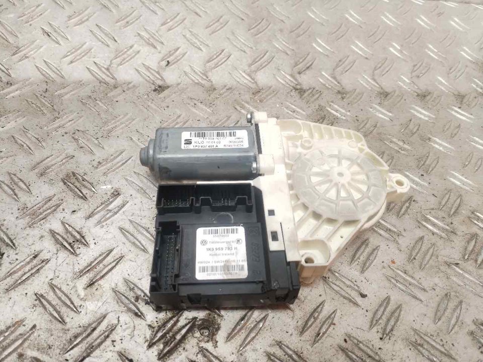MOTOR ELEVALUNAS DELANTERO IZQUIERDO 122535