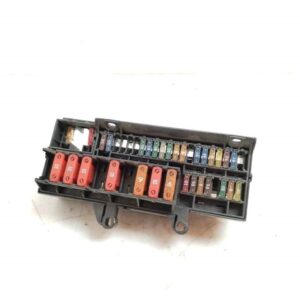 CAJA RELES / FUSIBLES 122717