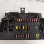 CAJA RELES / FUSIBLES 122551