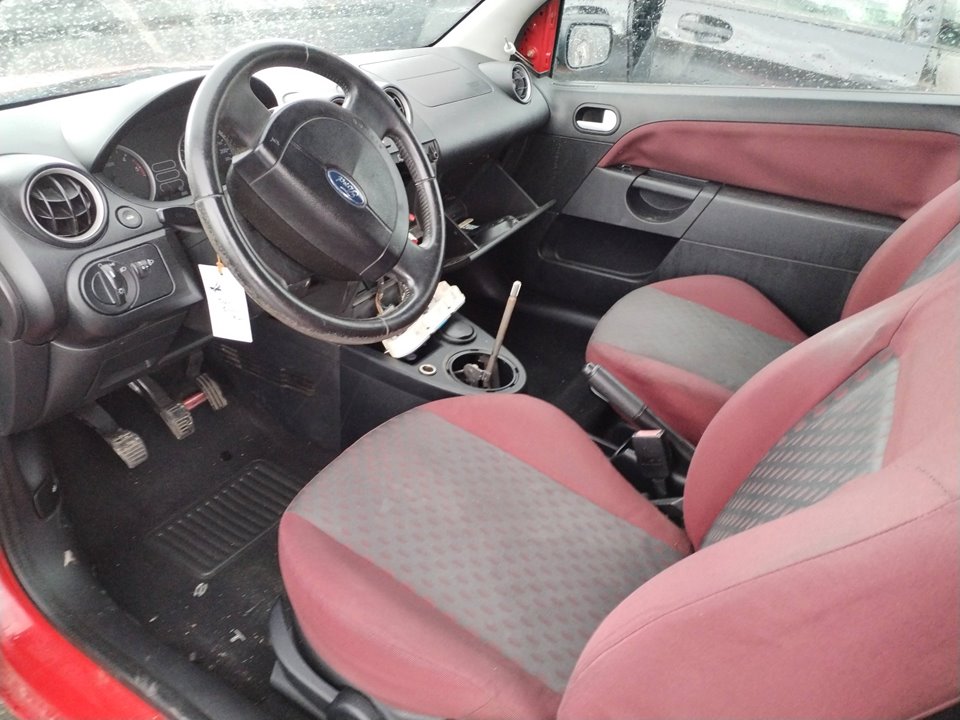 FORD FIESTA (CBK) del 2004