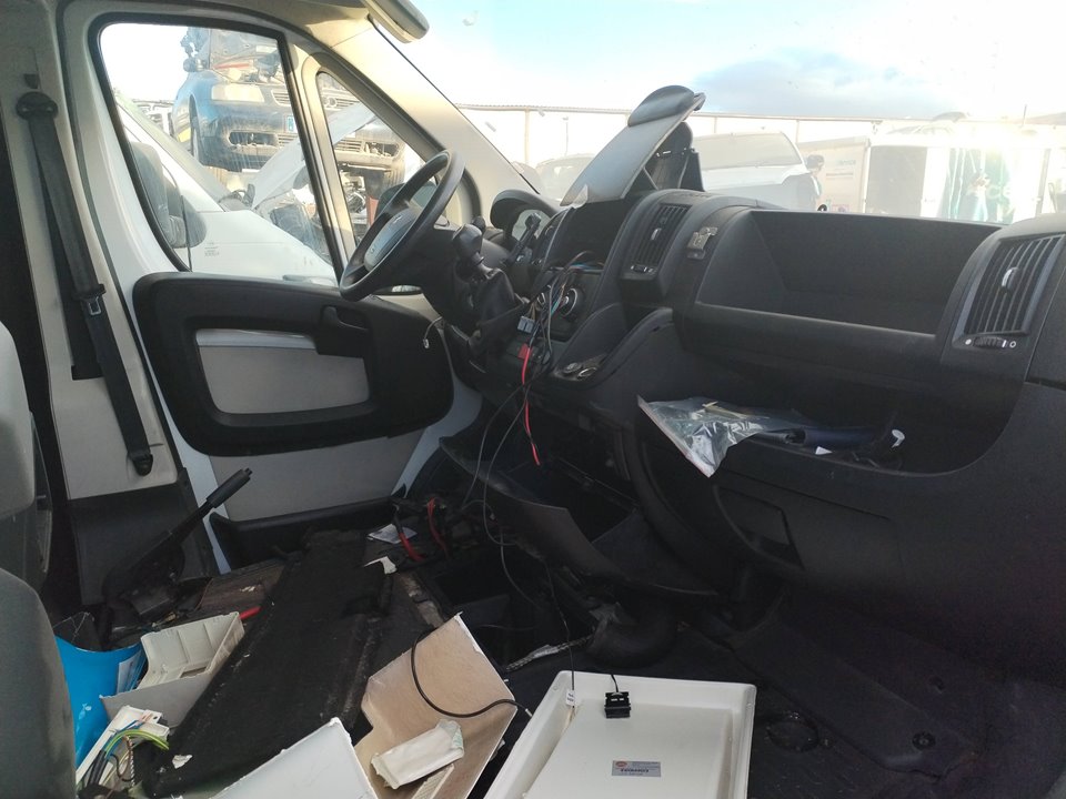 PEUGEOT BOXER (333) FURGÓN ACRISTALADO BAT.3450MM del 2014