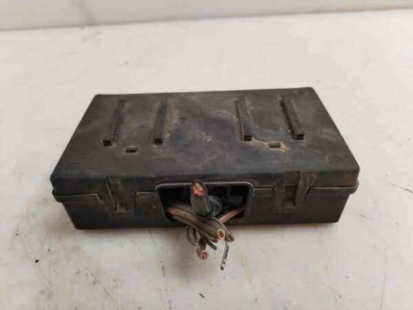 CAJA RELES / FUSIBLES 123282