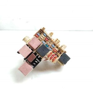 CAJA RELES / FUSIBLES 122940