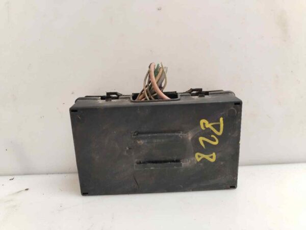CAJA RELES / FUSIBLES 123282