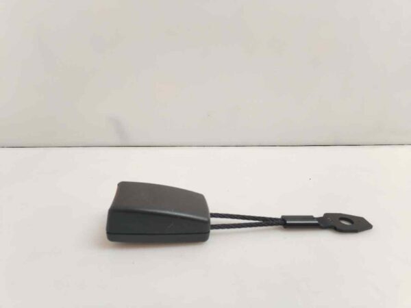 ENGANCHE CINTURON DELANTERO DERECHO 123375