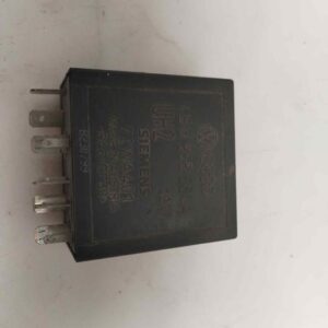 CAJA RELES / FUSIBLES 123174