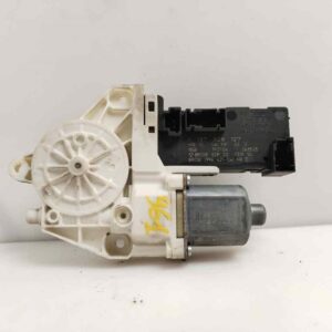 MOTOR ELEVALUNAS DELANTERO DERECHO 123833