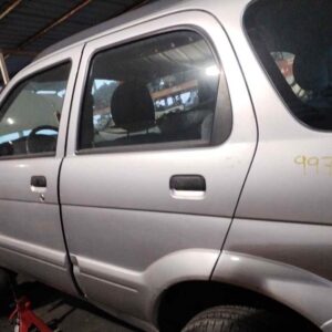 PUERTA TRASERA IZQUIERDA 123578