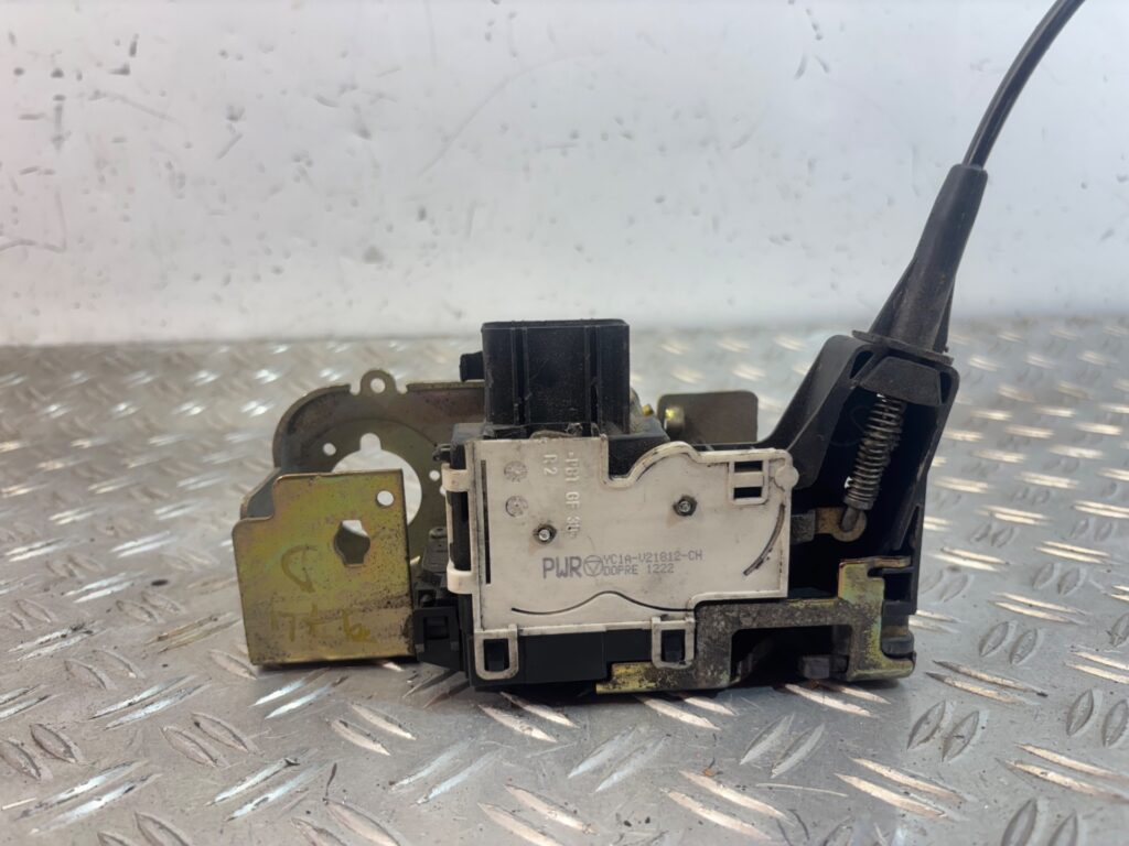 CERRADURA PUERTA DELANTERA DERECHA 125072