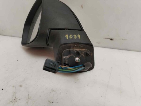RETROVISOR IZQUIERDO 124543
