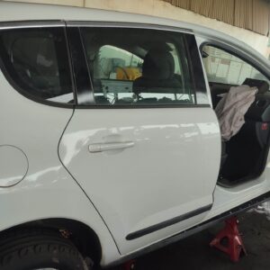 PUERTA TRASERA DERECHA 125110