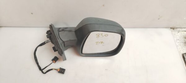 RETROVISOR DERECHO 124850