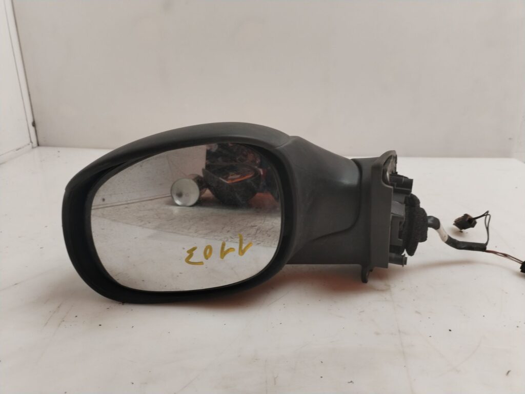 RETROVISOR IZQUIERDO 125182