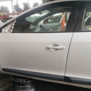 PUERTA DELANTERA IZQUIERDA 124529