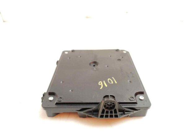CAJA RELES / FUSIBLES 124555