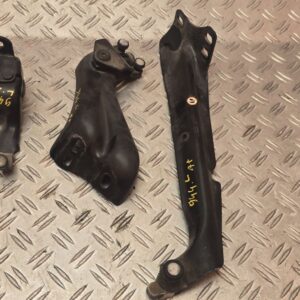 SOPORTE / GUIA PUERTA CORREDERA 125140