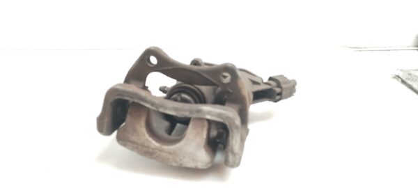 PINZA DE FRENO DELANTERA DERECHA 124988