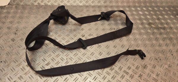 CINTURON SEGURIDAD TRASERO DERECHO 125144