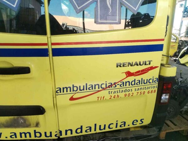 PUERTA TRASERA DERECHA 124431