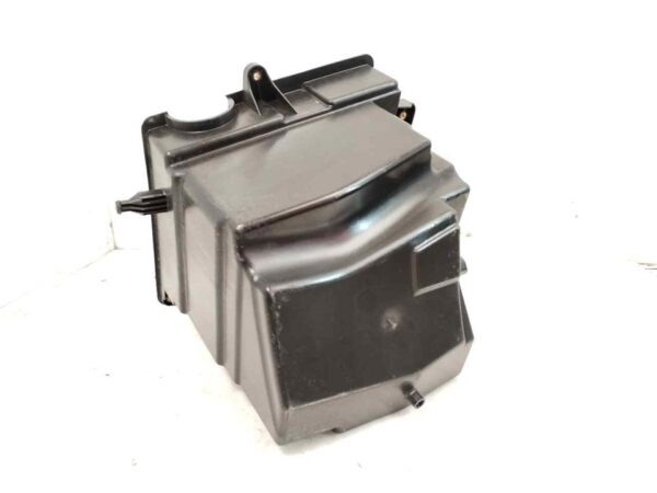 CAJA RELES / FUSIBLES 124611