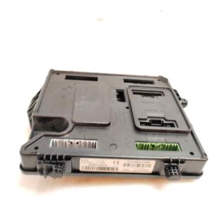 CAJA RELES / FUSIBLES 124555