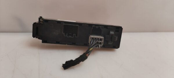 MANDO ELEVALUNAS DELANTERO IZQUIERDO 125118
