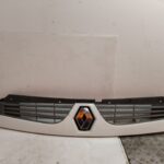 REJILLA DELANTERA 124756