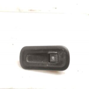 MANDO ELEVALUNAS DELANTERO DERECHO 124674