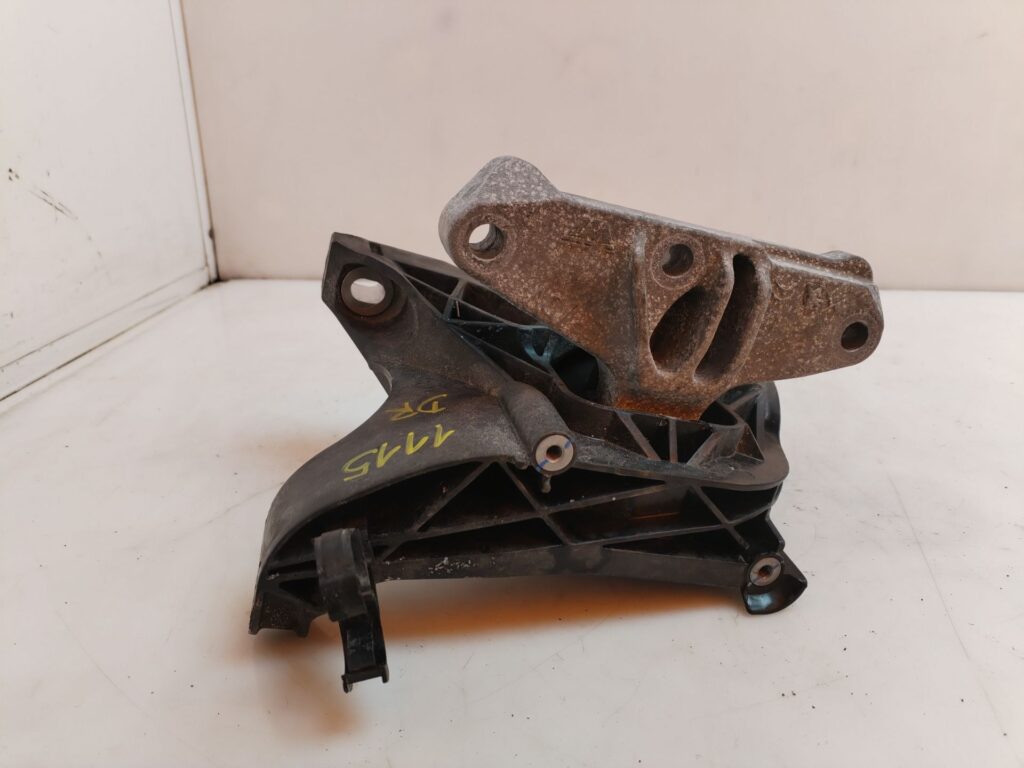 SOPORTE MOTOR 125700