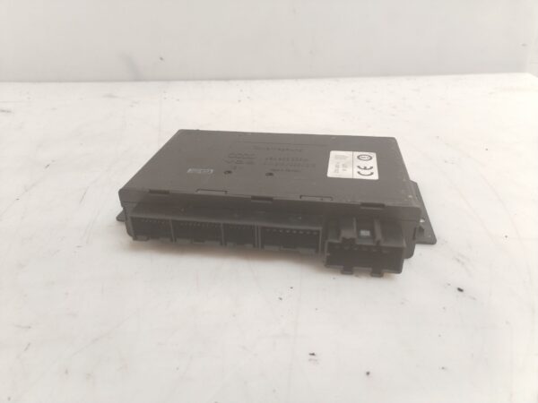 CAJA RELES / FUSIBLES 125302