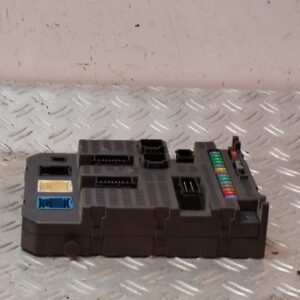 CAJA RELES / FUSIBLES 126161