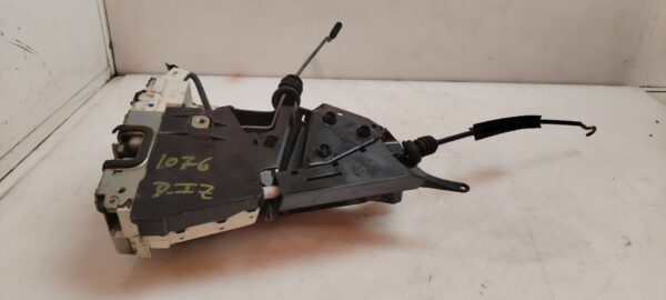 CERRADURA PUERTA DELANTERA IZQUIERDA 125775