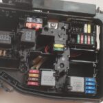 CAJA RELES / FUSIBLES 125574