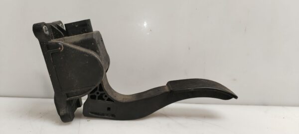 PEDAL ACELERADOR 125480