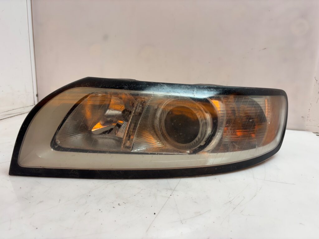 FARO IZQUIERDO 125606