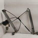 ELEVALUNAS DELANTERO DERECHO 125712