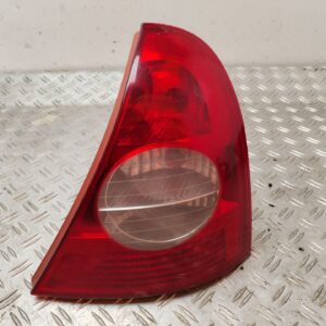 PILOTO TRASERO DERECHO 126128