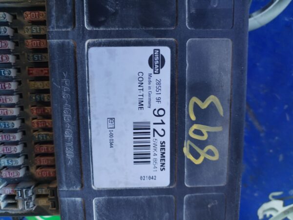CAJA RELES / FUSIBLES 126289