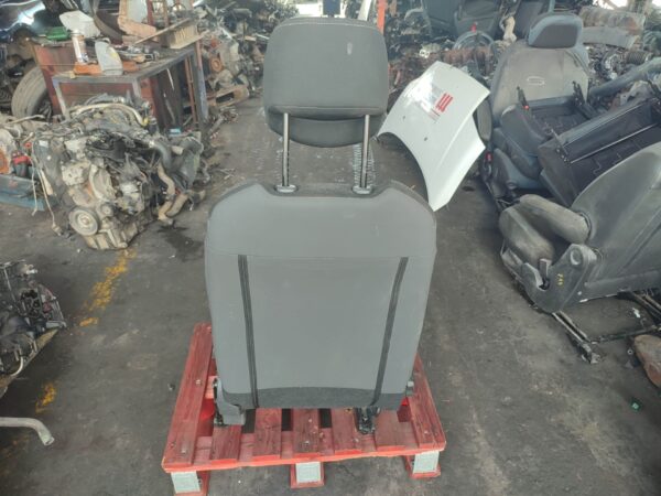 ASIENTO DELANTERO IZQUIERDO 125851