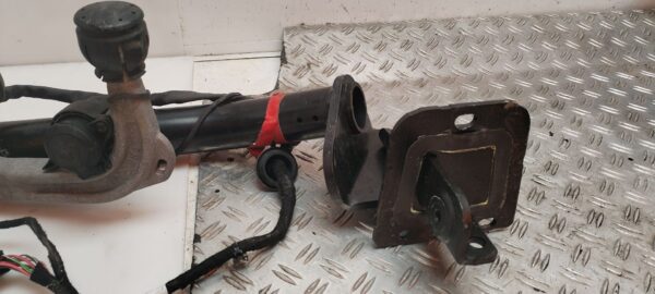 ENGANCHE REMOLQUE 125591