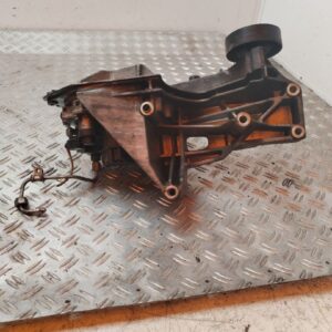 SOPORTE BOMBA INYECCION 126283