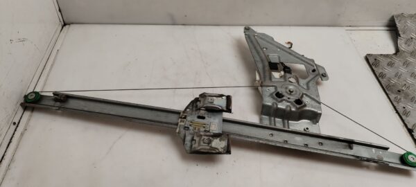 ELEVALUNAS DELANTERO IZQUIERDO 125492
