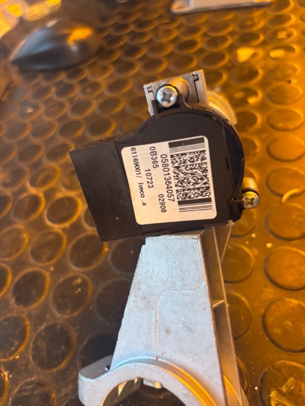 CONMUTADOR DE ARRANQUE 125857