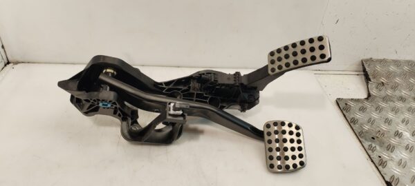 POTENCIOMETRO PEDAL 125558