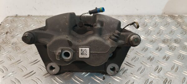 PINZA DE FRENO DELANTERA DERECHA 125563