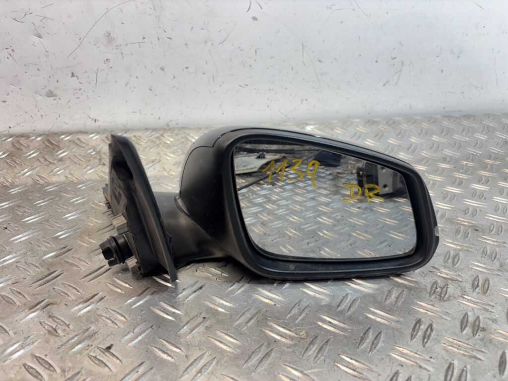 RETROVISOR DERECHO 125907