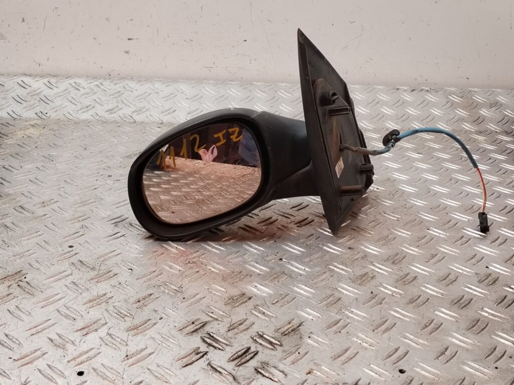 RETROVISOR IZQUIERDO 126153