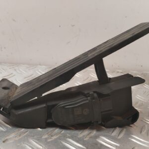 PEDAL ACELERADOR 126231