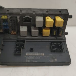 CAJA RELES / FUSIBLES 125473